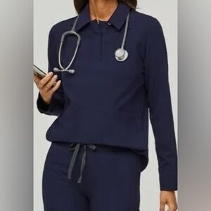 Figs- Navy Women’s scrub set- XS (petite pants) Long sleeve top